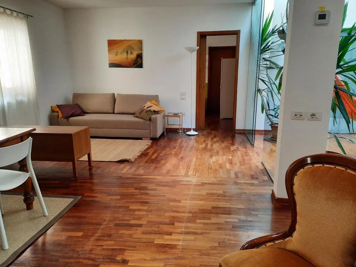 Un Patio In Centro Apartment Perugia